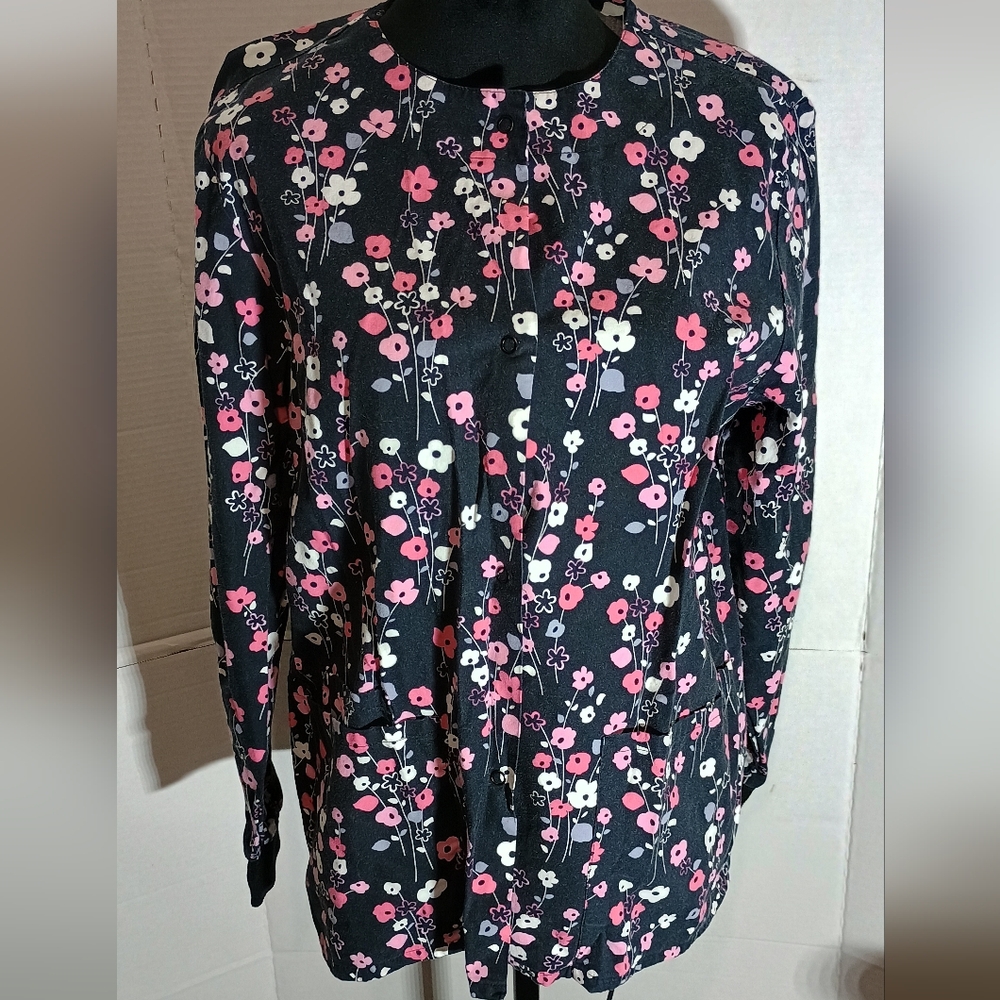 Smart H.Q. Scrubs Coat Floral Print - Pink and White on Black Size XS